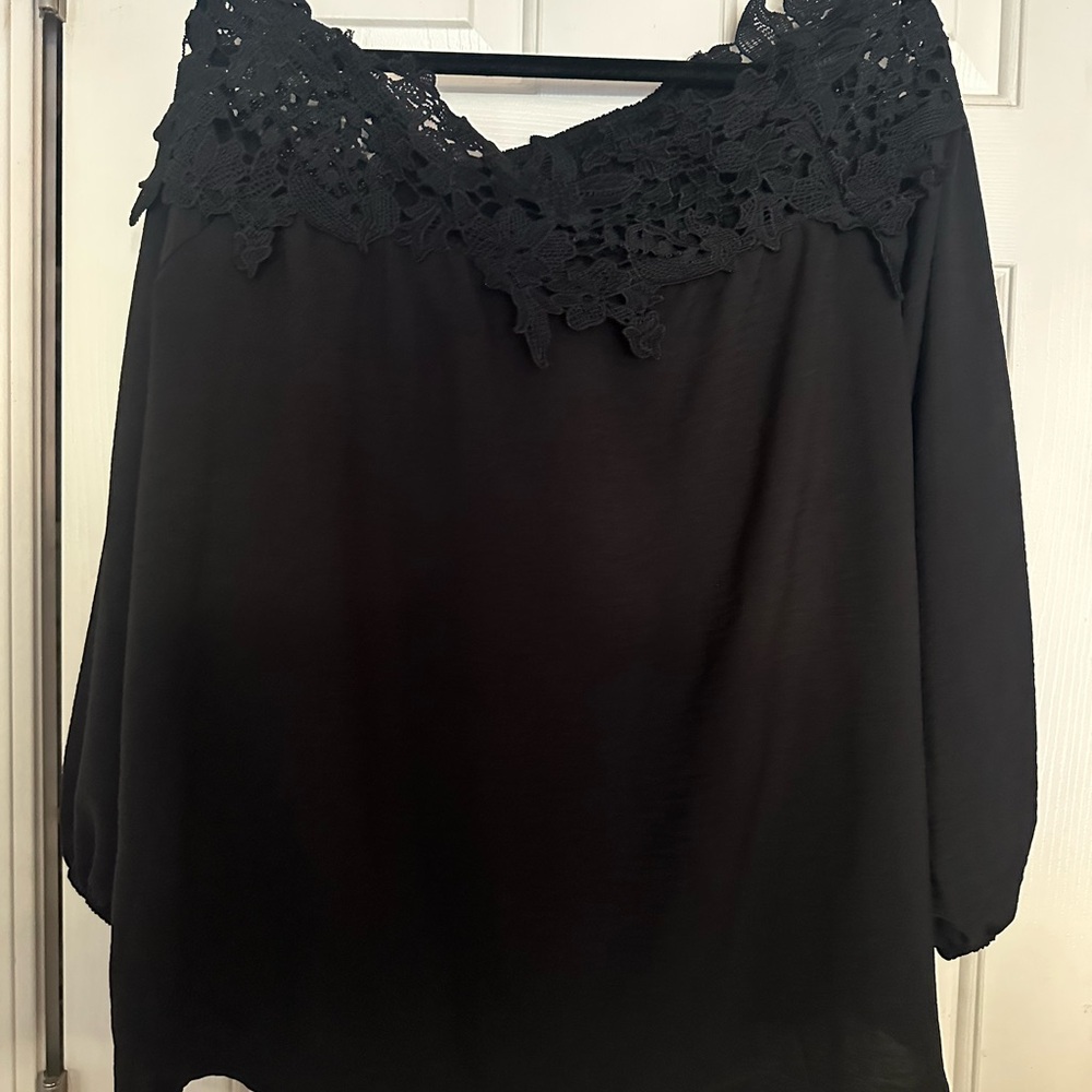 Elegant Black Lace Women's Top